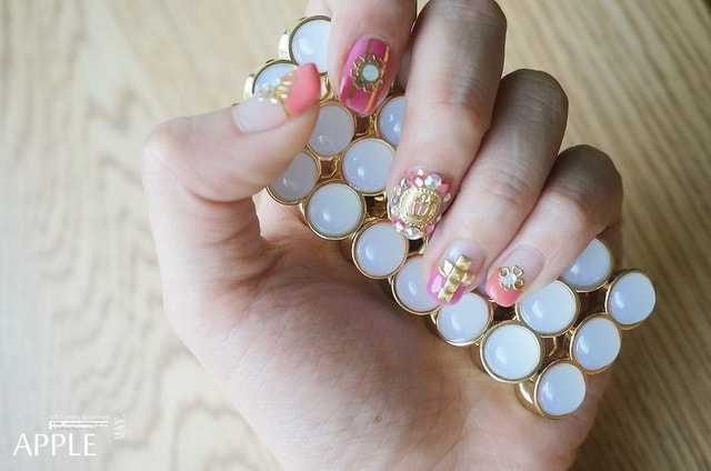 【指彩】每次換指甲都好開心。這個月的主題是華麗巴洛克浮雕風❤ - 第32張圖 【指彩】每次換指甲都好開心。這個月的主題是華麗巴洛克浮雕風❤