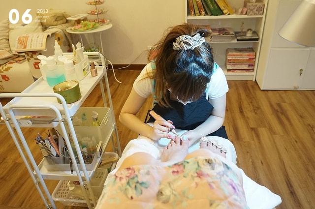 【指彩】華麗海洋風+極簡螢光風。一次兩款夏季主題光療分享❤