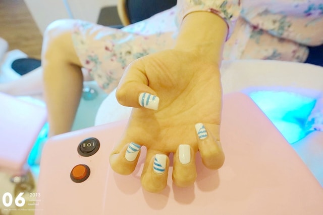 【指彩】華麗海洋風+極簡螢光風。一次兩款夏季主題光療分享❤