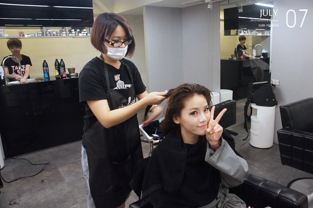 【髮型】我現在不能沒有片染之泰迪熊棕配紫。加映護髮實錄❤ - 第37張圖 【髮型】我現在不能沒有片染之泰迪熊棕配紫。加映護髮實錄❤