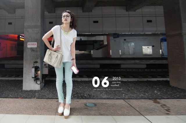 【穿搭】夏日限定可愛繽紛色彩。11套姊妹色褲穿搭大集合❤