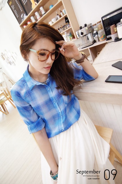 【穿搭】涼涼天氣穿上格紋襯衫剛好。初秋的襯衫七變化穿搭❤