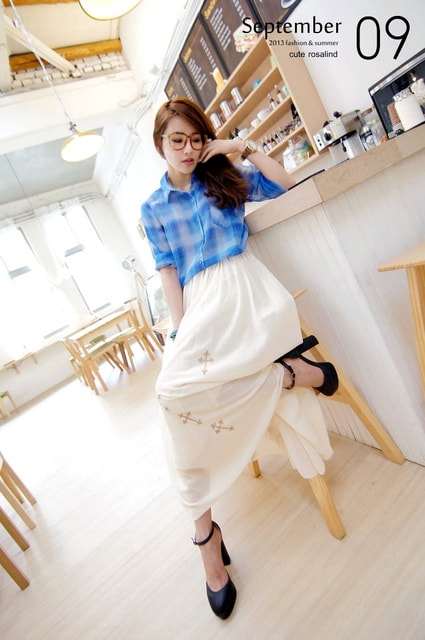 【穿搭】涼涼天氣穿上格紋襯衫剛好。初秋的襯衫七變化穿搭❤