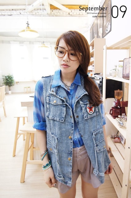 【穿搭】涼涼天氣穿上格紋襯衫剛好。初秋的襯衫七變化穿搭❤