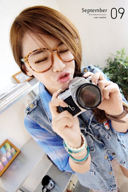 【穿搭】涼涼天氣穿上格紋襯衫剛好。初秋的襯衫七變化穿搭❤