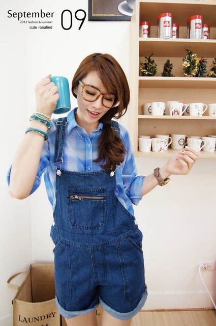 【穿搭】涼涼天氣穿上格紋襯衫剛好。初秋的襯衫七變化穿搭❤