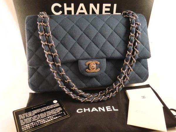 【開箱】Chanel 2.55菱格紋海軍藍佳積布銀鍊包+PRADA桃紅雙色皮夾❤ - 第3張圖 【開箱】Chanel 2.55菱格紋海軍藍佳積布銀鍊包+PRADA桃紅雙色皮夾❤