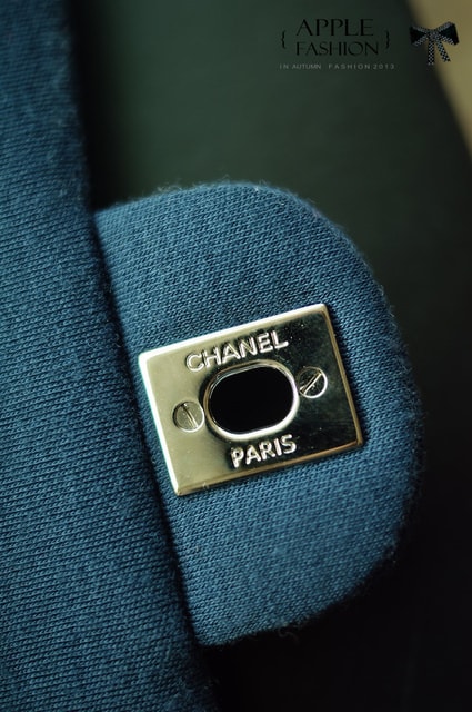 【開箱】Chanel 2.55菱格紋海軍藍佳積布銀鍊包+PRADA桃紅雙色皮夾❤ - 第10張圖 【開箱】Chanel 2.55菱格紋海軍藍佳積布銀鍊包+PRADA桃紅雙色皮夾❤