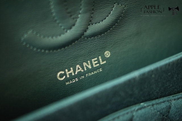 【開箱】Chanel 2.55菱格紋海軍藍佳積布銀鍊包+PRADA桃紅雙色皮夾❤ - 第14張圖 【開箱】Chanel 2.55菱格紋海軍藍佳積布銀鍊包+PRADA桃紅雙色皮夾❤