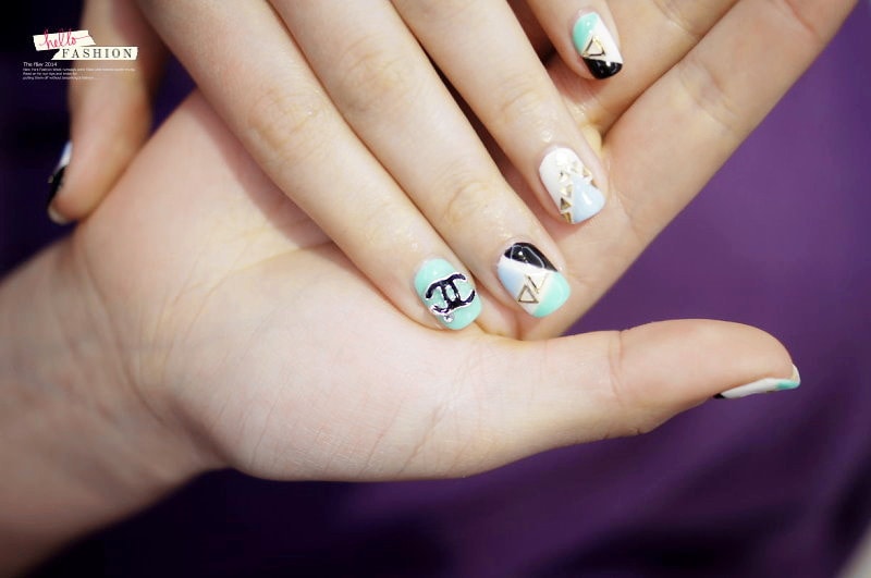 【NAIL】安堤斯藝術美甲。換了春天感又有個性的方塊色系光療 - 第56張圖 b (11)