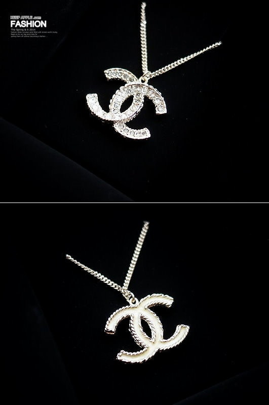 【敗家】威尼斯的戰利品。經典款小香水鑽長墜鏈&一日小穿搭 - 第5張圖 DSC07874