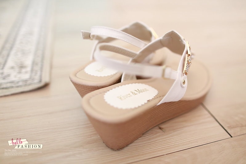 【敗家】夏天絕對不可或缺的美麗涼鞋們。七雙敗家分享 - 第98張圖 IMG_0375