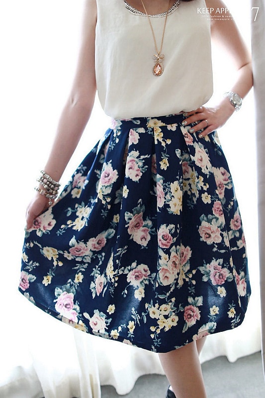 【穿搭】及膝長度傘擺裙大BOOM。我的12件圓裙蒐藏穿搭分享 - 第16張圖 IMG_3298