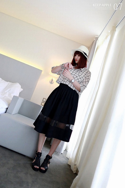 【穿搭】及膝長度傘擺裙大BOOM。我的12件圓裙蒐藏穿搭分享 - 第22張圖 IMG_3317