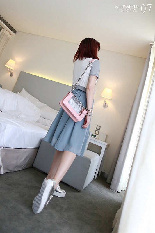 【穿搭】及膝長度傘擺裙大BOOM。我的12件圓裙蒐藏穿搭分享 - 第33張圖 IMG_3359