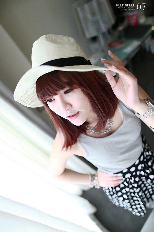 【穿搭】及膝長度傘擺裙大BOOM。我的12件圓裙蒐藏穿搭分享 - 第45張圖 IMG_3195