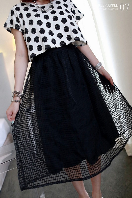 【穿搭】及膝長度傘擺裙大BOOM。我的12件圓裙蒐藏穿搭分享 - 第76張圖 IMG_3602