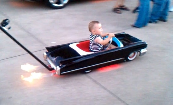 【逼先生專欄】《親子特輯》精選的嬰兒車呵護您的寶貝!!! - 第4張圖 02. 超級跑車