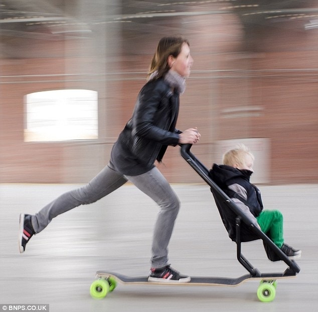 【逼先生專欄】《親子特輯》精選的嬰兒車呵護您的寶貝!!! - 第14張圖 10. 滑板車