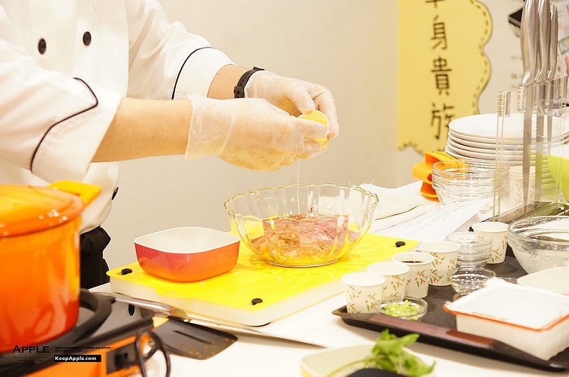 【COOKING】摩堤Multee烹飪班上課囉!!三道鑄鐵鍋創意料理食譜分享 - 第30張圖 DSC07807