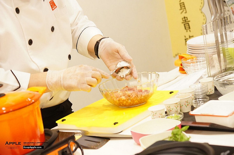 【COOKING】摩堤Multee烹飪班上課囉!!三道鑄鐵鍋創意料理食譜分享 - 第31張圖 DSC07811