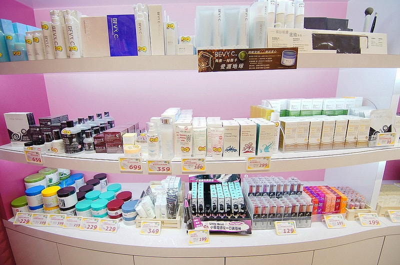 【逛街地圖】絕對滿載而歸。想要買美妝到小三美日西門店補貨最划算! - 第12張圖 DSC03833