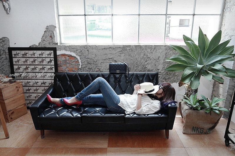 【穿搭】Denim永遠的穿搭好夥伴。三件經典品味牛仔褲穿搭 - 第20張圖 IMG_7294