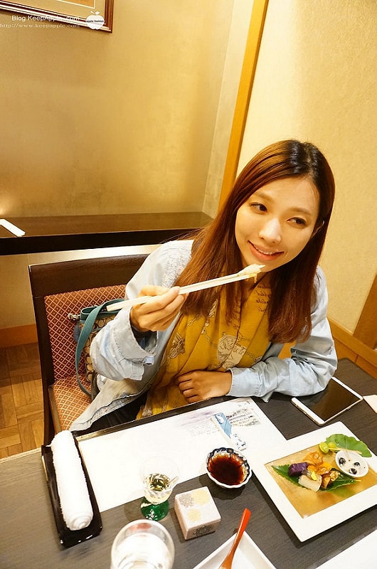 【關西旅遊】這輩子一定要吃一次的日本河豚料理。春帆樓難波店 - 第29張圖 DSC01389