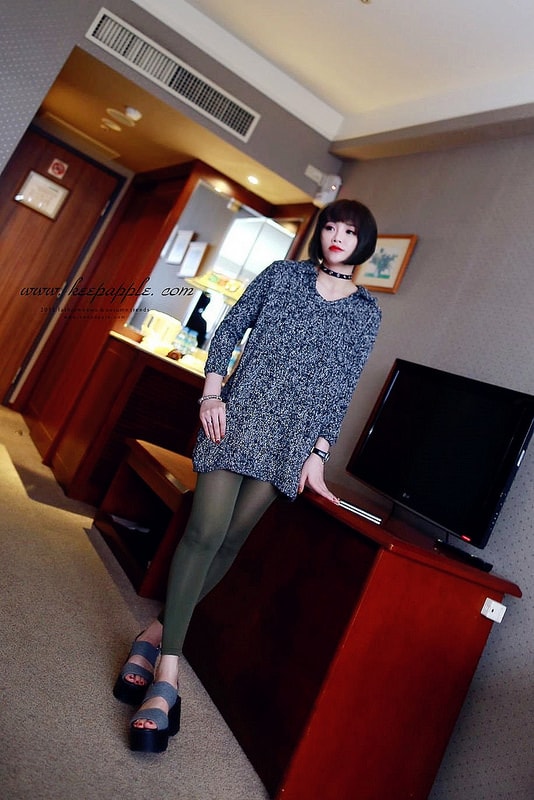 【穿搭】緊緻有型。Bast芭絲媞纖柔極塑美腿襪X我的秋冬五套褲襪LOOK - 第57張圖 IMG_9438