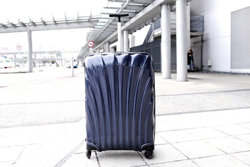 【開箱】時尚又耐看。陪著我四處奔波的Samsonite寶藍Lite-Locked貝殼硬殼行李箱 - 第8張圖 IMG_0348