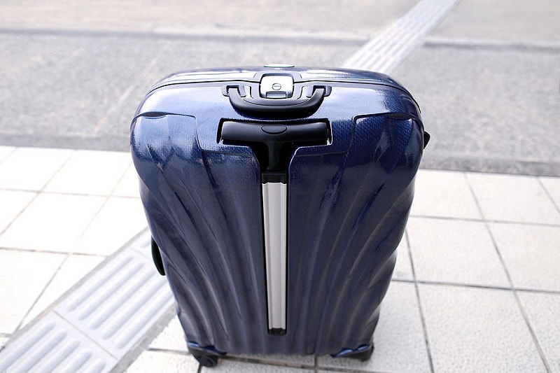 【開箱】時尚又耐看。陪著我四處奔波的Samsonite寶藍Lite-Locked貝殼硬殼行李箱 - 第14張圖 IMG_0333