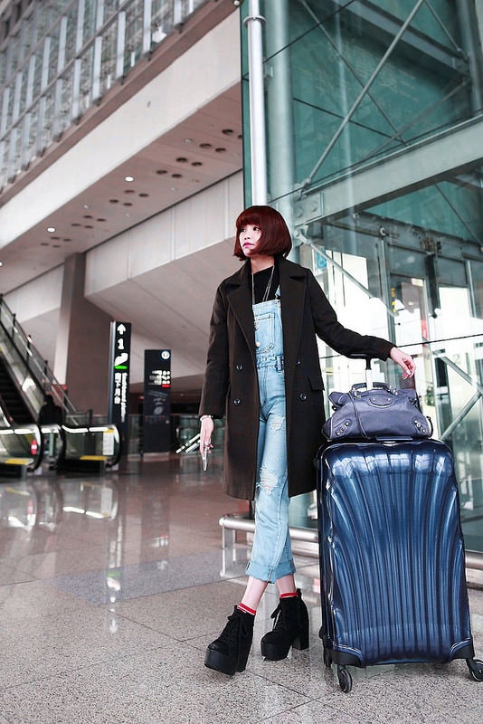 【開箱】時尚又耐看。陪著我四處奔波的Samsonite寶藍Lite-Locked貝殼硬殼行李箱 - 第33張圖 IMG_0064