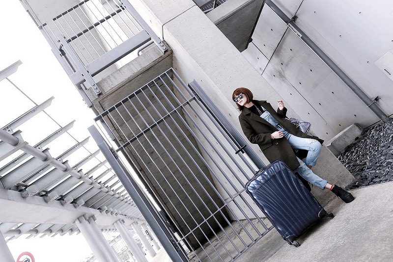 【開箱】時尚又耐看。陪著我四處奔波的Samsonite寶藍Lite-Locked貝殼硬殼行李箱 - 第44張圖 IMG_0511