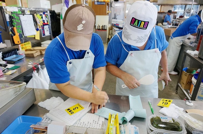 【逼先生專欄】沖繩自由行中部必吃海鮮:超高cp值泡瀨漁港、勝連城跡無敵海景 - 第16張圖 DSC06138