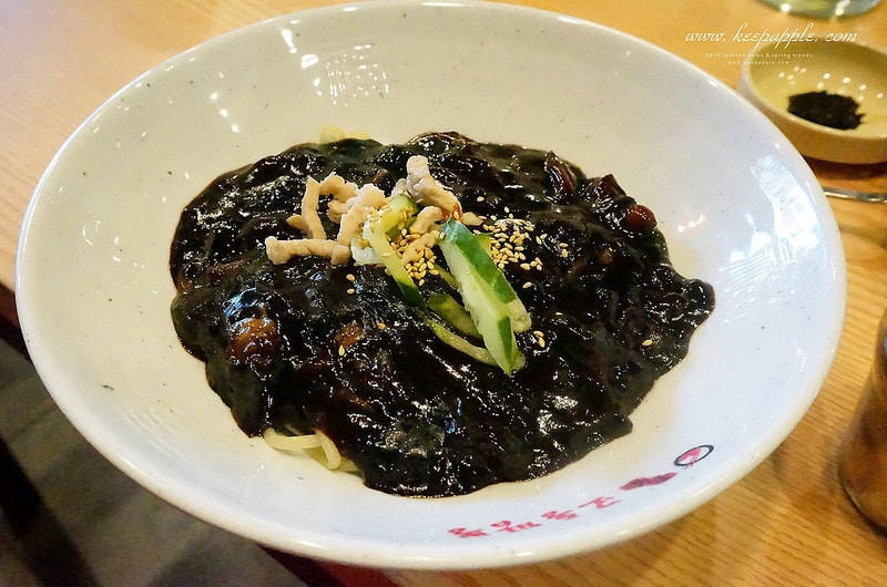 【遊記】《2016首爾自由行》第一次穿韓服就上手。Oneday Hanbok - 第6張圖 DSC00388