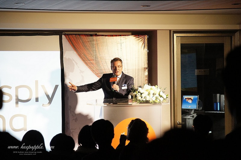 【逼先生專欄】悅庭牙醫暨「CEREC Asia艾瑞瓷數位牙科再教育中心」大開眼界的先進設備,在台北開幕囉~ - 第9張圖 DSC04448