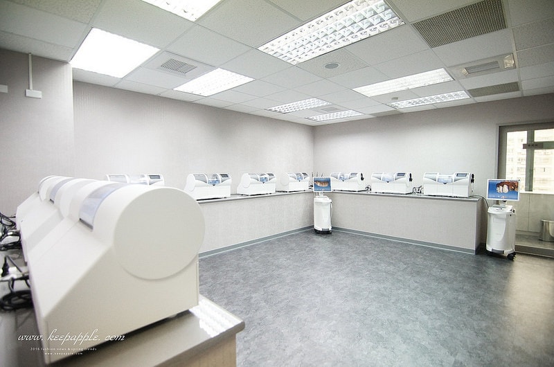 【逼先生專欄】悅庭牙醫暨「CEREC Asia艾瑞瓷數位牙科再教育中心」大開眼界的先進設備,在台北開幕囉~ - 第51張圖 DSC04551