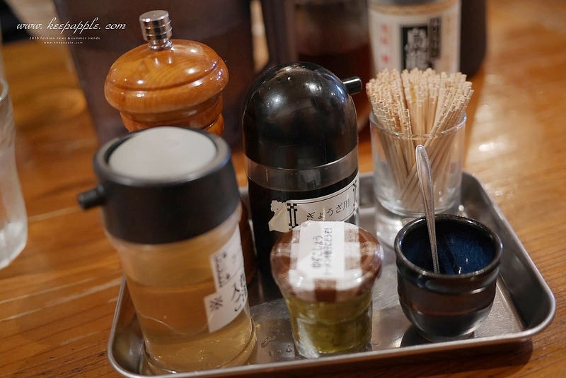 【逼先生專欄】《九州自由行:福岡篇(一)》外觀反差的超濃厚鹽味湯頭、福岡機場必吃拉麵429 - 第23張圖 P9700465