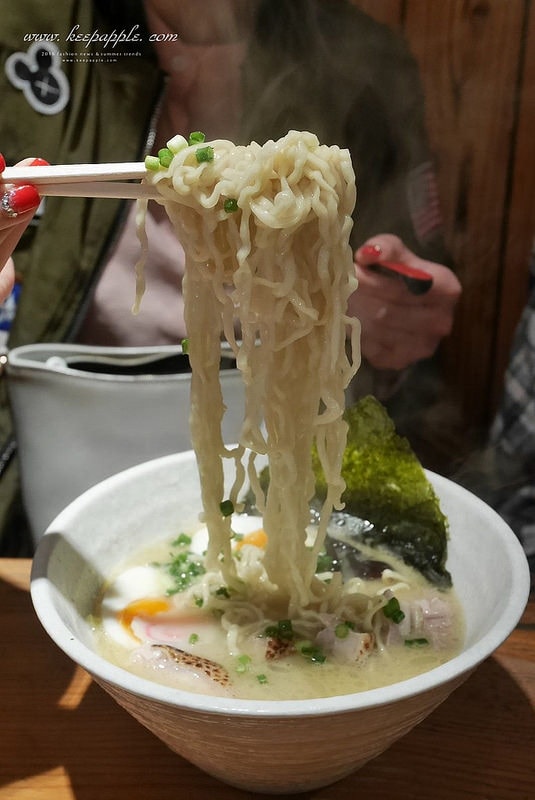 【逼先生專欄】《九州自由行:福岡篇(一)》外觀反差的超濃厚鹽味湯頭、福岡機場必吃拉麵429 - 第31張圖 P9700485