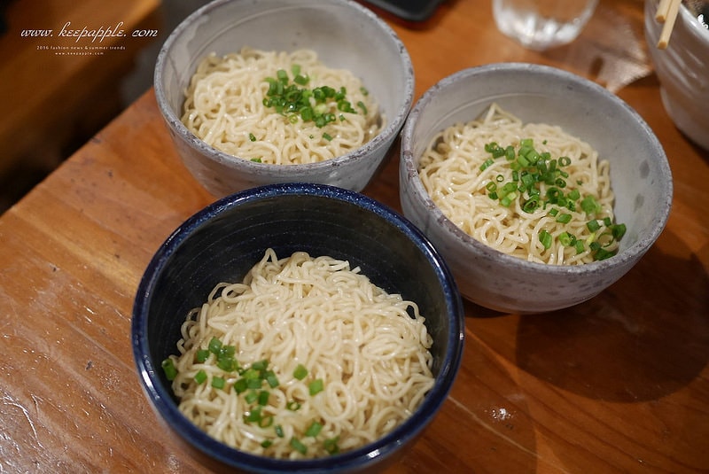 【逼先生專欄】《九州自由行:福岡篇(一)》外觀反差的超濃厚鹽味湯頭、福岡機場必吃拉麵429 - 第36張圖 P9700486