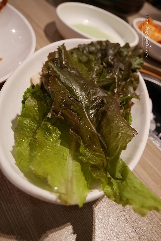 【逼先生專欄】《2016釜山自由行》1號線釜山大學站:鎮國名家(真湯名家)鐵板五花肉,宛如咖啡廳的豬肉湯飯店~ - 第21張圖 P1260963