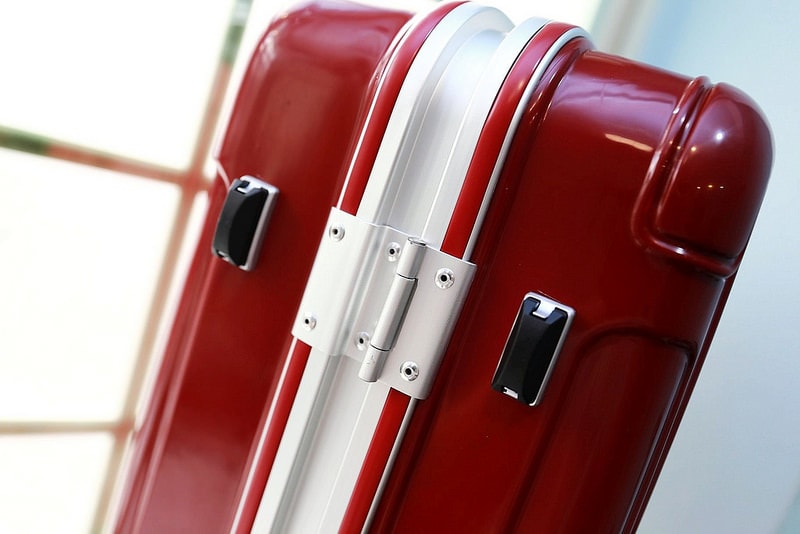 【團購】陪我到處去旅行吧,平價質感行李箱品牌Deseno酷比系列-亮面紅♥ - 第25張圖 IMG_3191