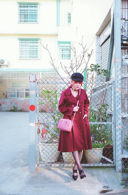 【敗家】德國漢堡購入的CHANEL香奈兒深粉紅休閒側背包開箱 // 荔枝皮好保養又好看 - 第30張圖 9949