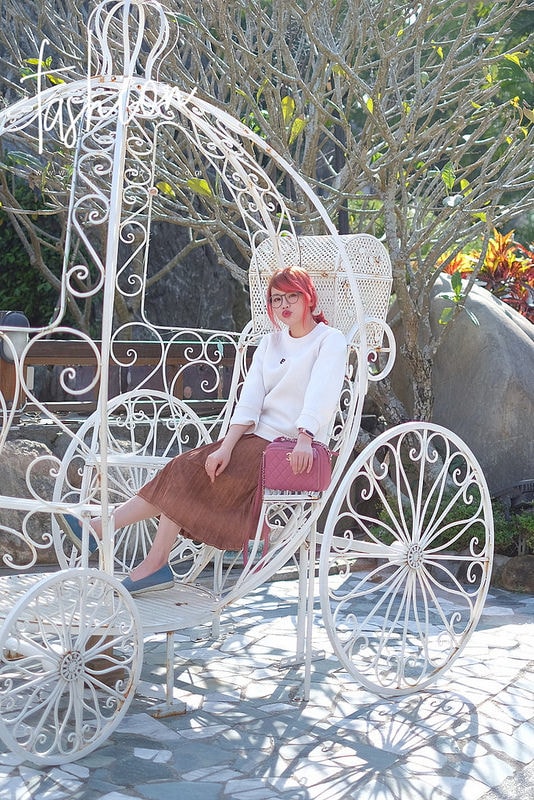 【敗家】德國漢堡購入的CHANEL香奈兒深粉紅休閒側背包開箱 // 荔枝皮好保養又好看 - 第34張圖 DSCF0055