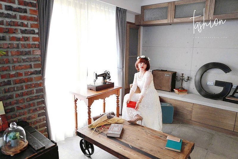 【敗家】小包包的好朋友。FURLA素面金字LOGO防刮牛皮釦式三折短夾 - 第24張圖 IMG_8703