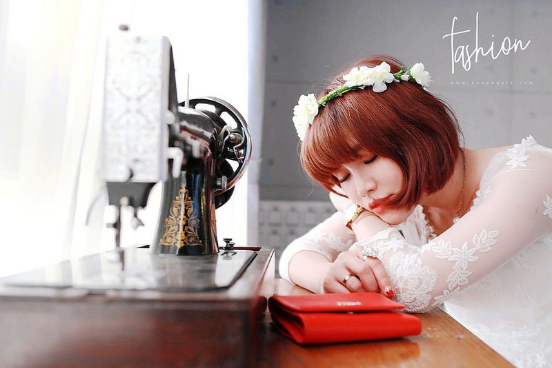 【敗家】小包包的好朋友。FURLA素面金字LOGO防刮牛皮釦式三折短夾 - 第28張圖 IMG_8716