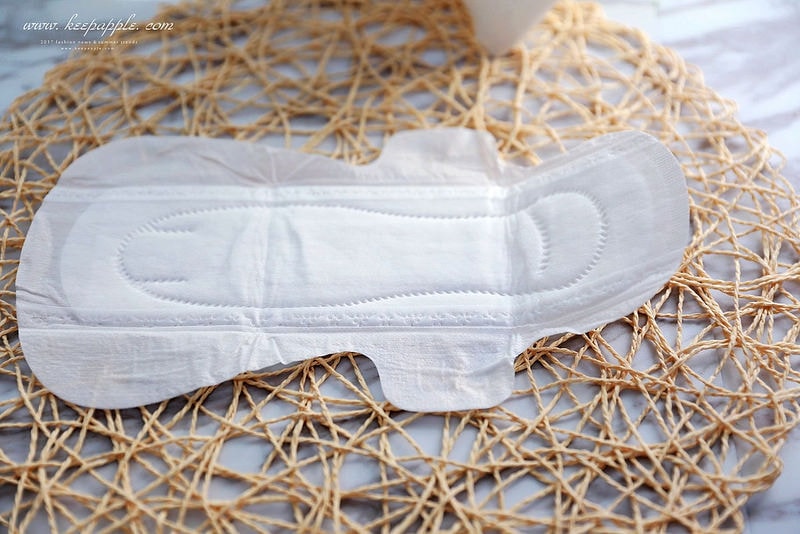 【合作】夏天必備涼感衛生棉。相見恨晚之超好用的icon愛康涼感衛生棉 - 第39張圖 IMG_4611