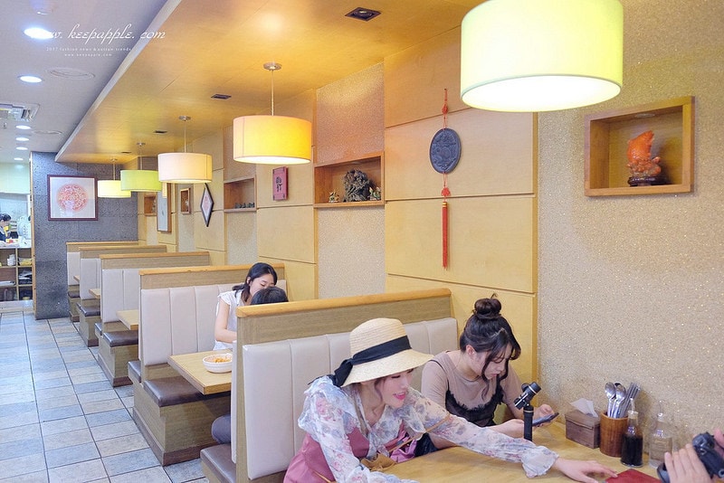 【逼先生專欄】《大邱自由行全攻略》1號線&2號線半月堂站:必吃鮮奶油紅豆麵包、黃金煎餃子~ - 第25張圖 DSCF3098