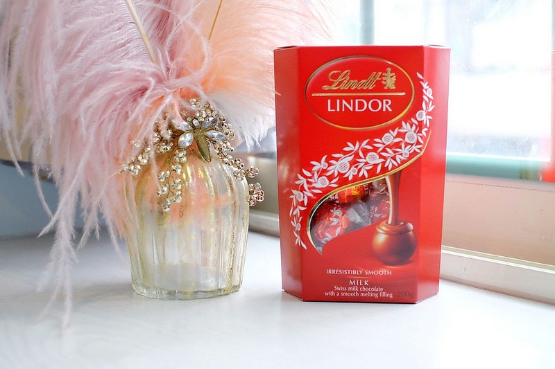 【生活】瑞士蓮Lindor軟心巧克力。讓我一口接一口停不下來的美味 - 第8張圖 DSCF5554