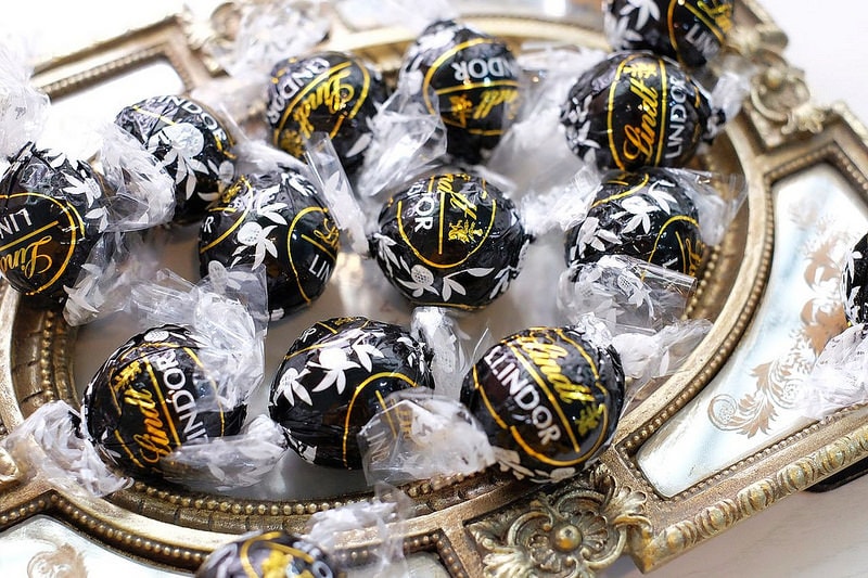 【生活】瑞士蓮Lindor軟心巧克力。讓我一口接一口停不下來的美味 - 第13張圖 DSCF5573